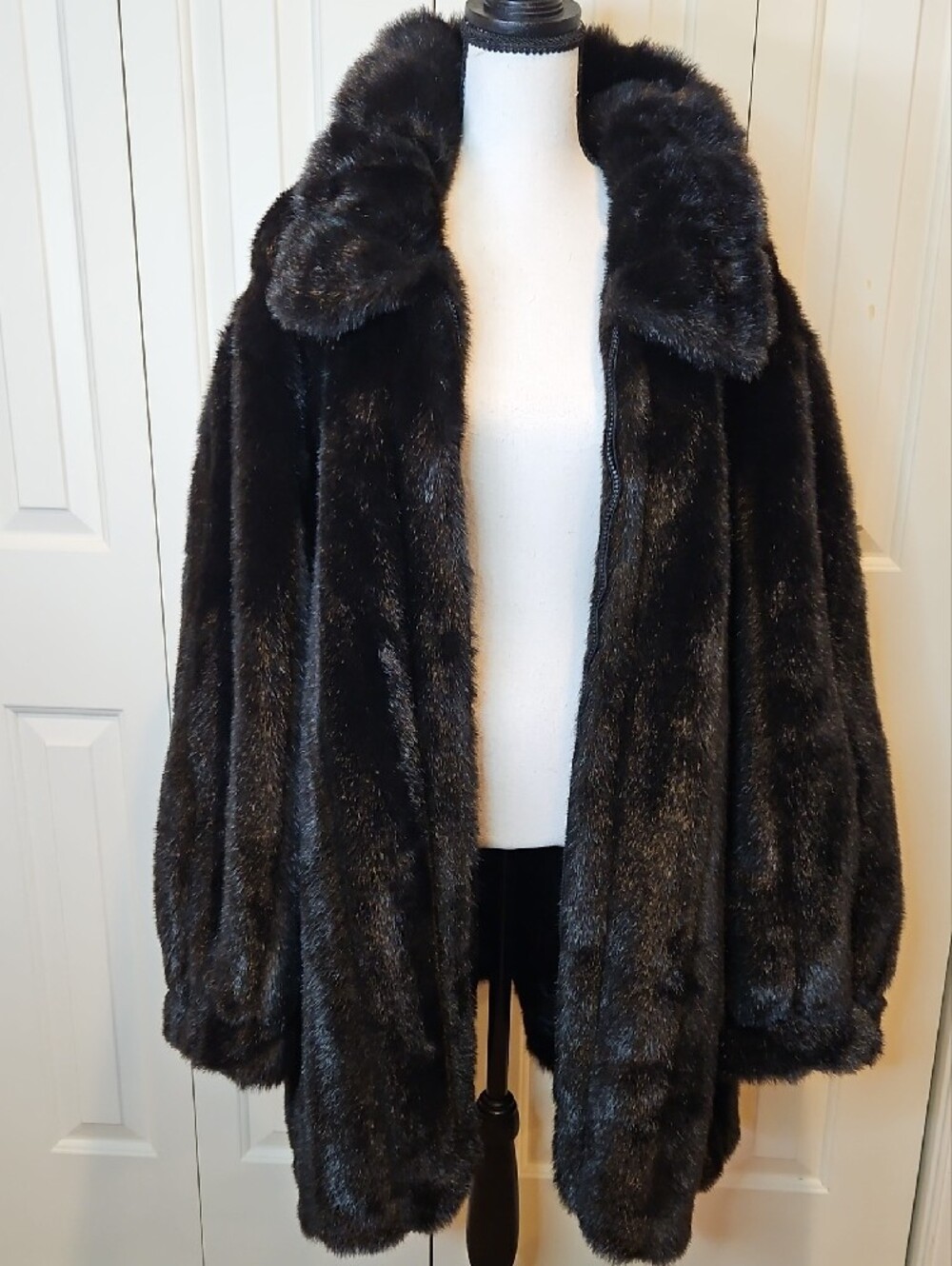 Dennis basso Black Faux Fur Coat with Plush Collar 3X - Picture 15 of 15